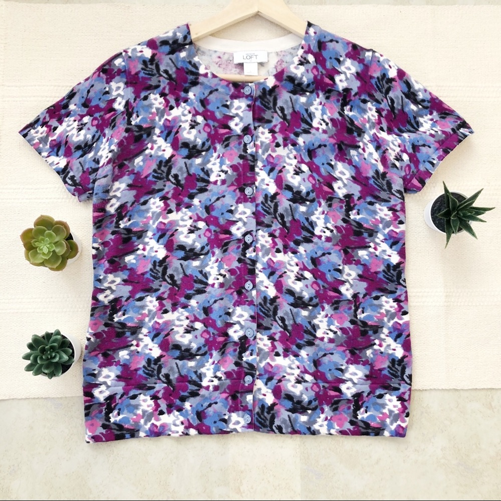 Ann Taylor Short Sleeve Sweater Floral Purple Sz M - Picture 1 of 7